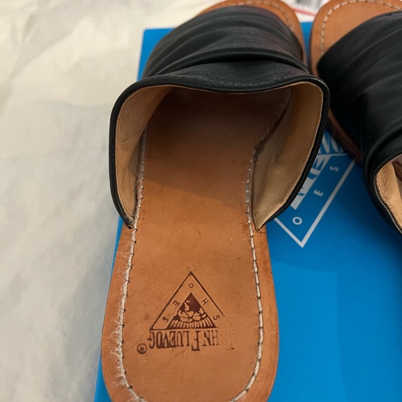 ***SOLD***  John Fluevog Slip on mules - Picture 4 of 6